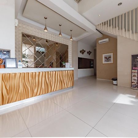 Reddoorz Hostel At Kiara Cozy Kircon Bandung Eksteriør bilde